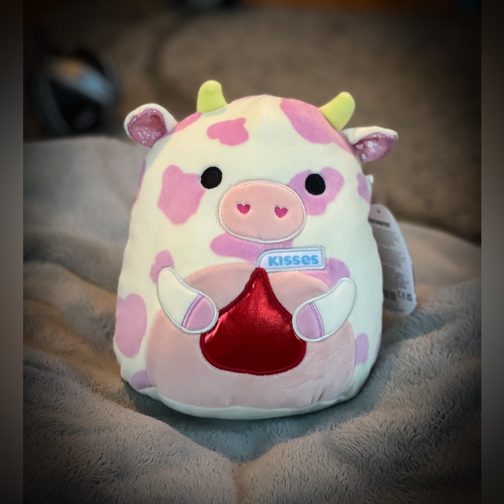 NWT’s Evangelica Valentine Kisses Squishmallow  8 inch